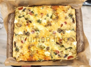 Заливной пирог киш с сыром и лососем